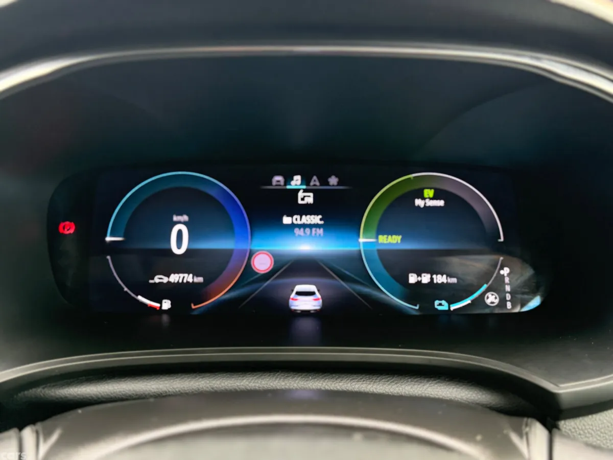 Renault Megane Hatchback, Petrol Plug-in Hybrid, 2021, Grey