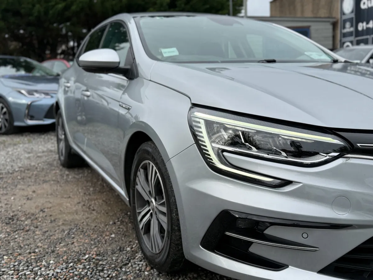 Renault Megane Hatchback, Petrol Plug-in Hybrid, 2021, Grey