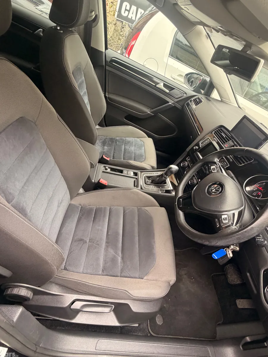 Volkswagen Golf Hatchback, Petrol, 2013, Black