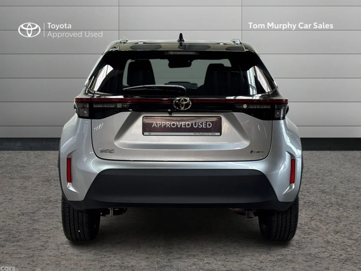 Toyota Yaris Cross Hatchback, Petrol Hybrid, 2026, Grey