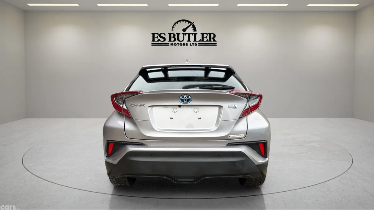 Toyota C-HR SUV, Petrol Hybrid, 2019, Silver