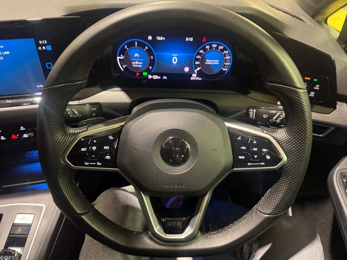 Volkswagen Golf Hatchback, Diesel, 2022, White