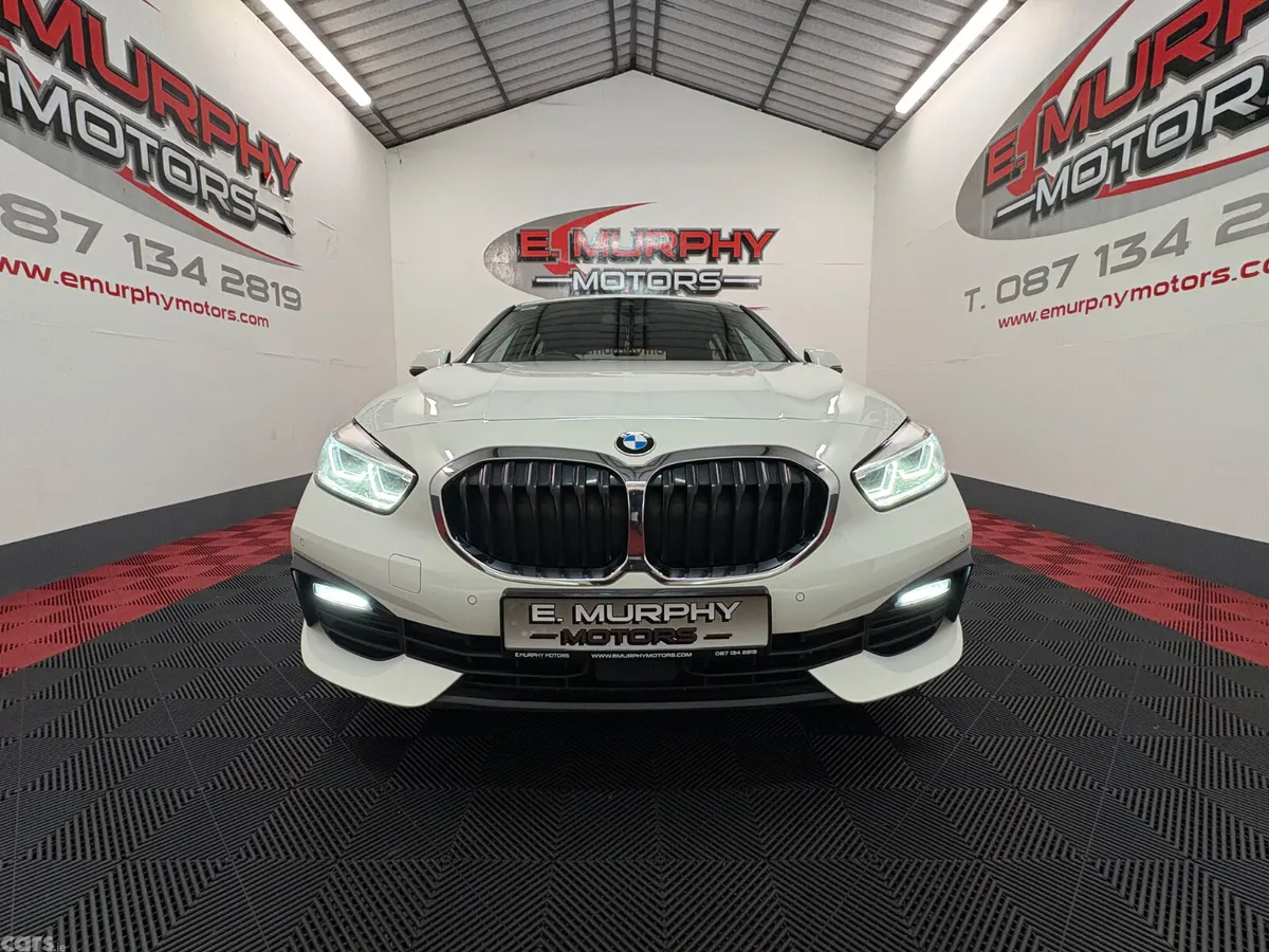 BMW 1-Series Hatchback, Diesel, 2022, White