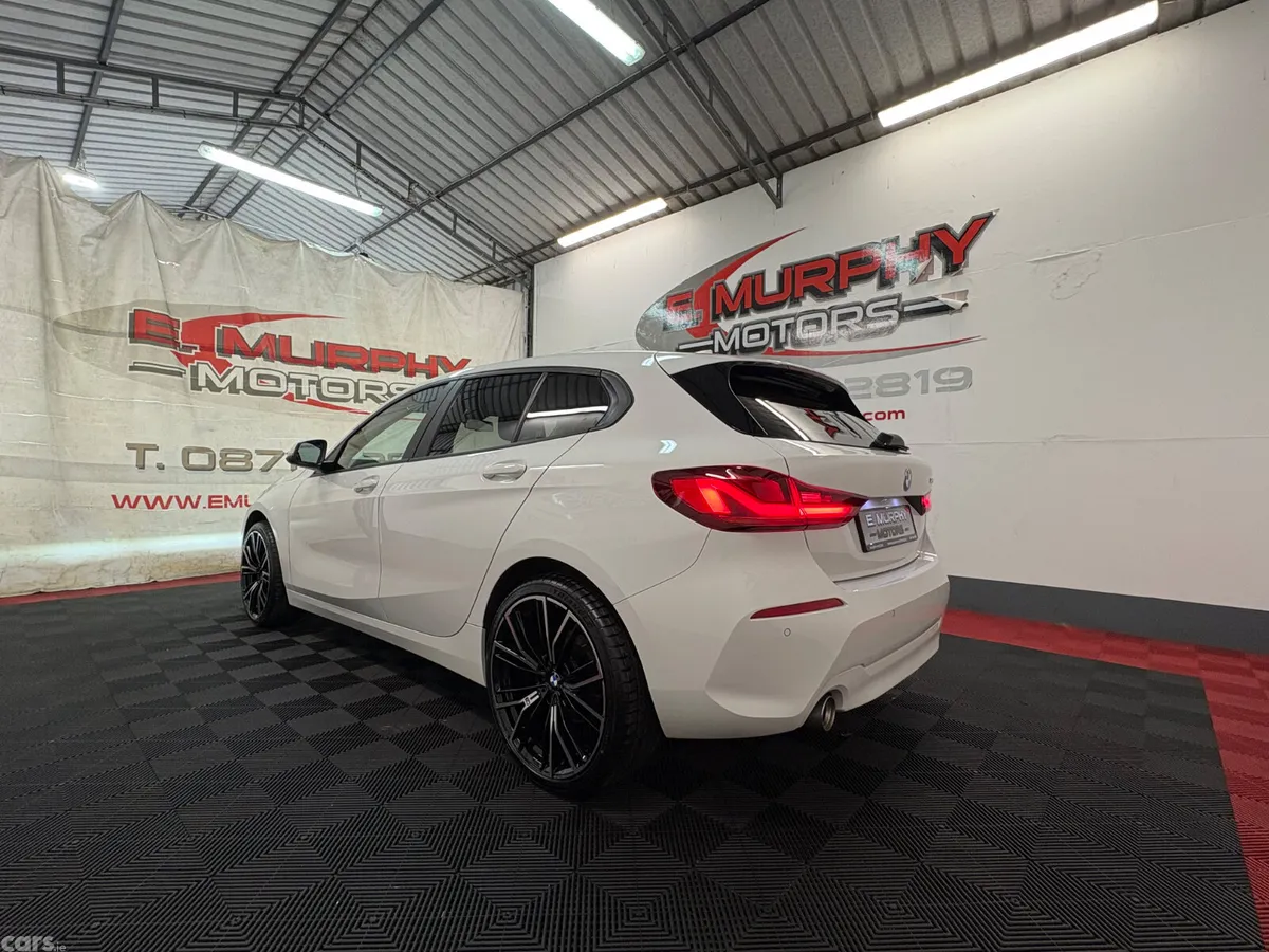 BMW 1-Series Hatchback, Diesel, 2022, White