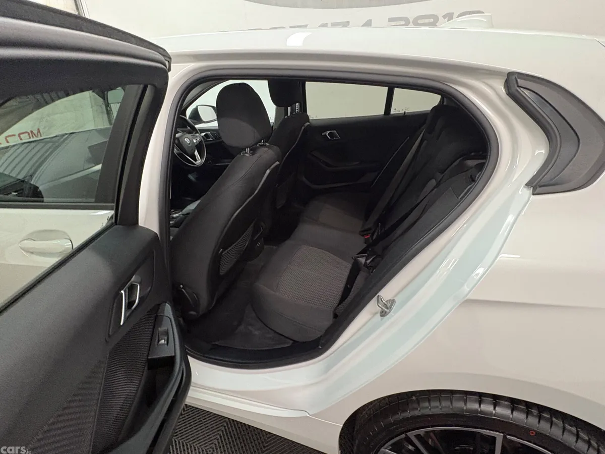 BMW 1-Series Hatchback, Diesel, 2022, White