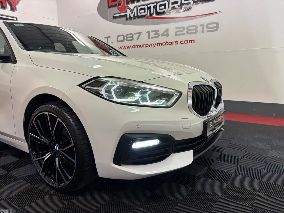 BMW 1-Series Hatchback, Diesel, 2022, White