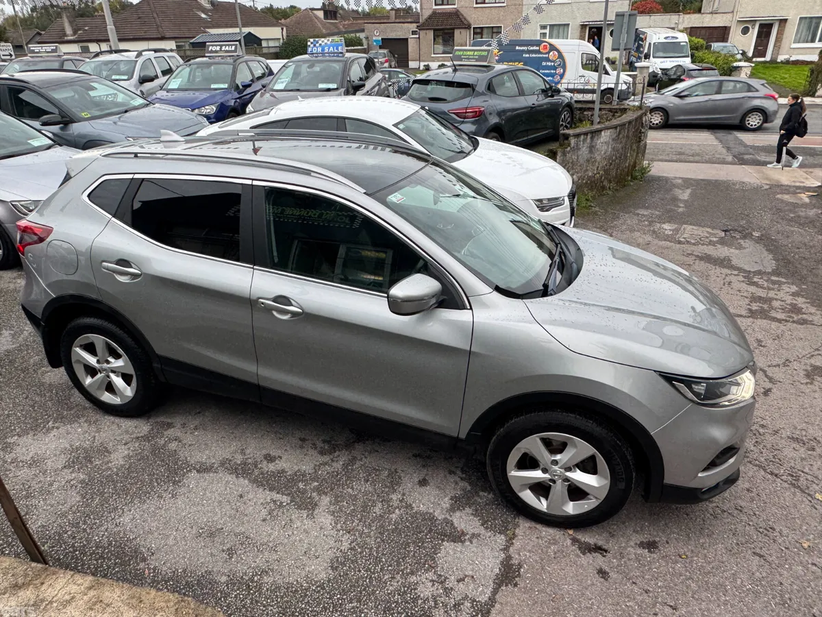 Nissan Qashqai MPV, Diesel, 2019, Grey