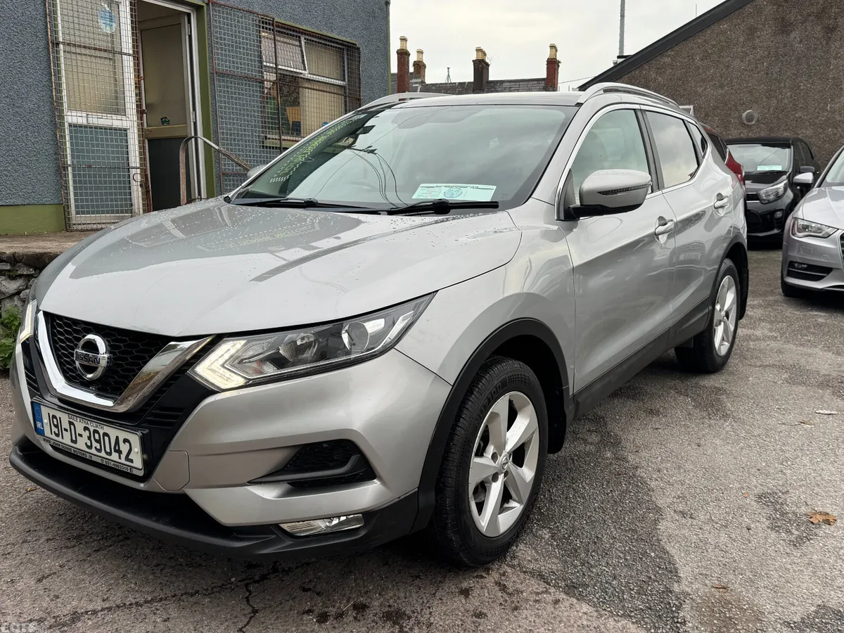 Nissan Qashqai MPV, Diesel, 2019, Grey