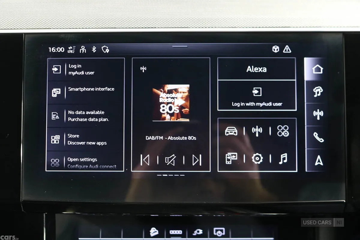 Audi Q8 SUV, Electric, 2024, Blue