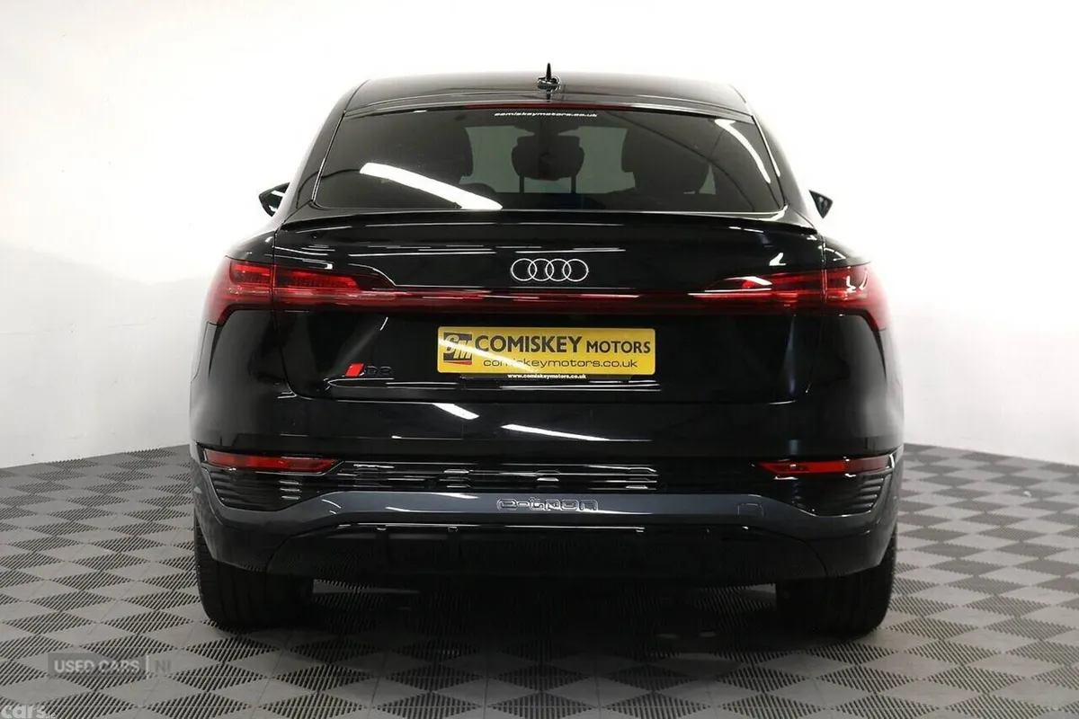 Audi Q8 SUV, Electric, 2023, Black