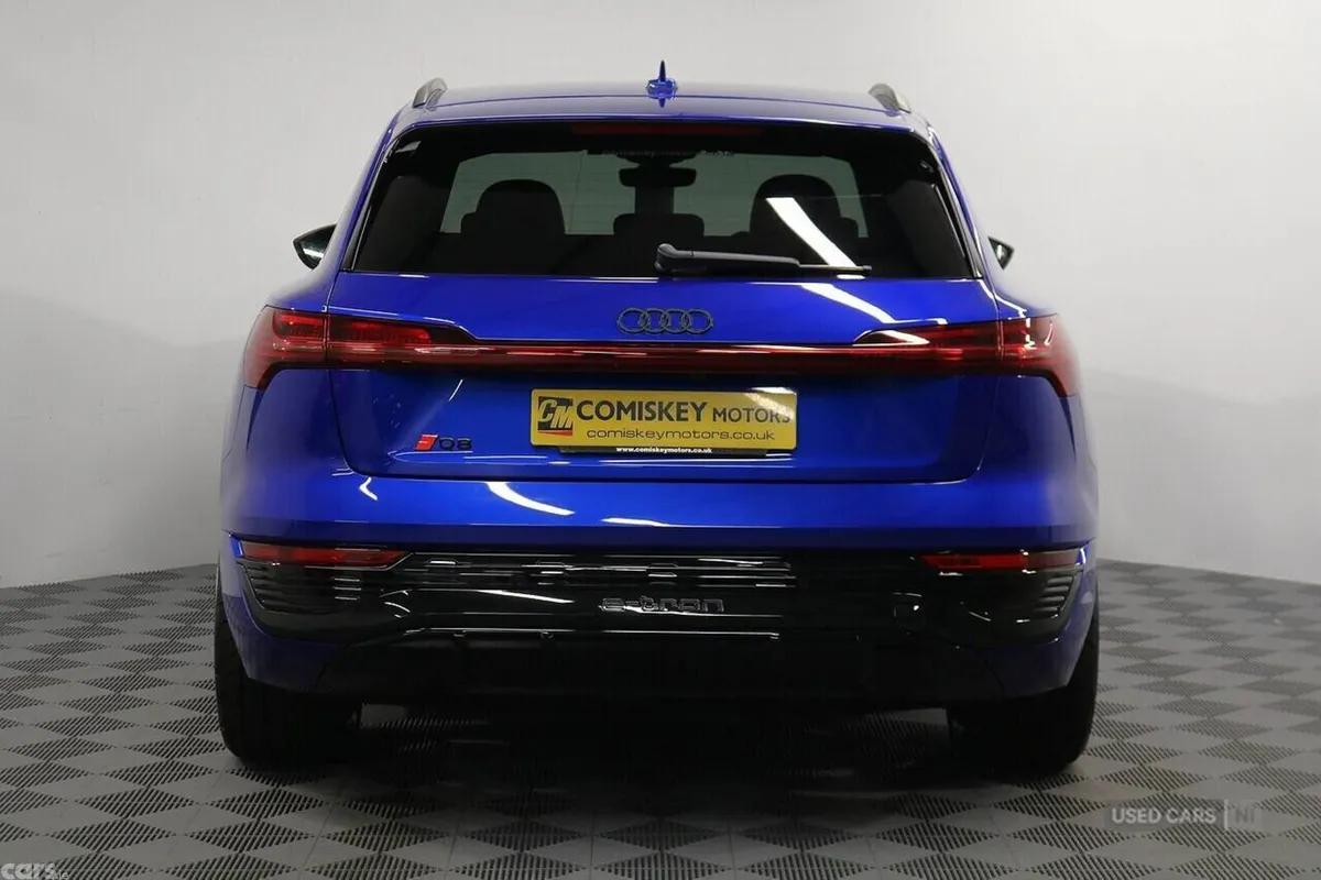 Audi Q8 SUV, Electric, 2024, Blue