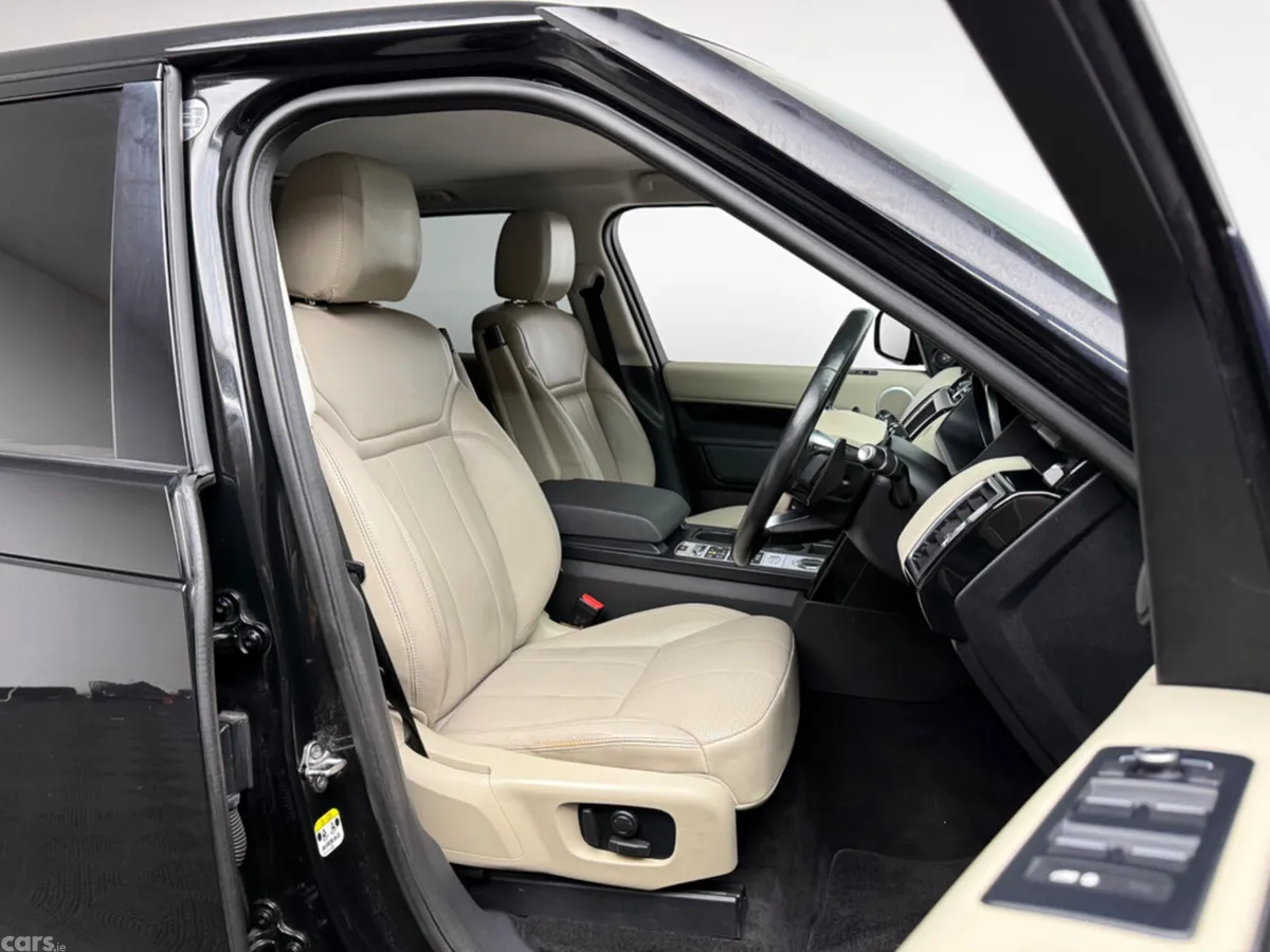 Land Rover Discovery SUV, Diesel, 2017, Black