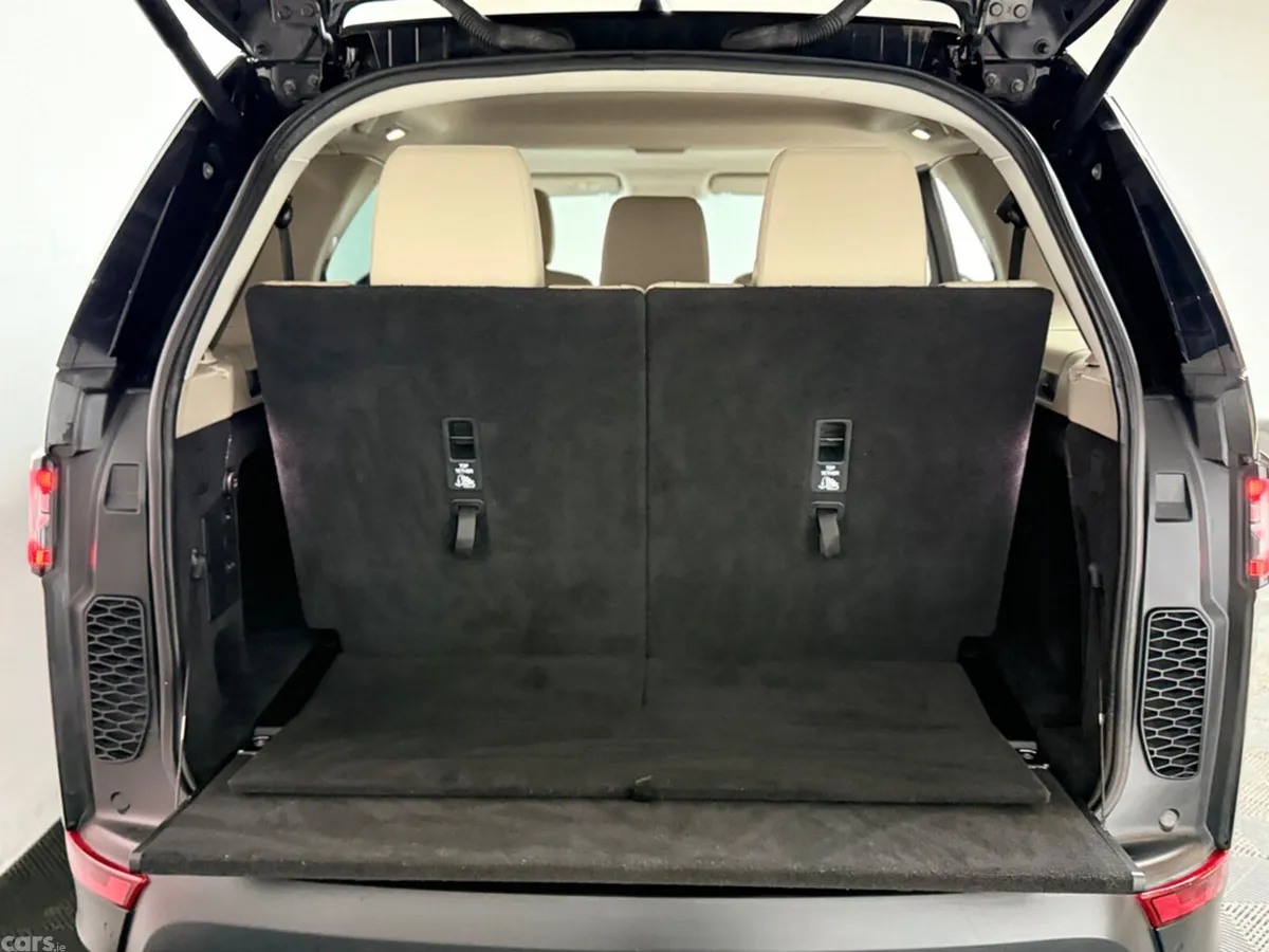 Land Rover Discovery SUV, Diesel, 2017, Black