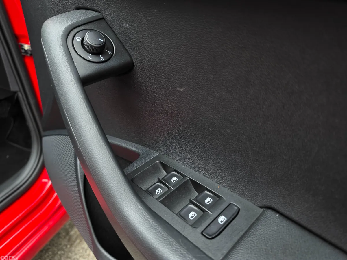 Skoda Octavia Estate, Petrol, 2018, Red