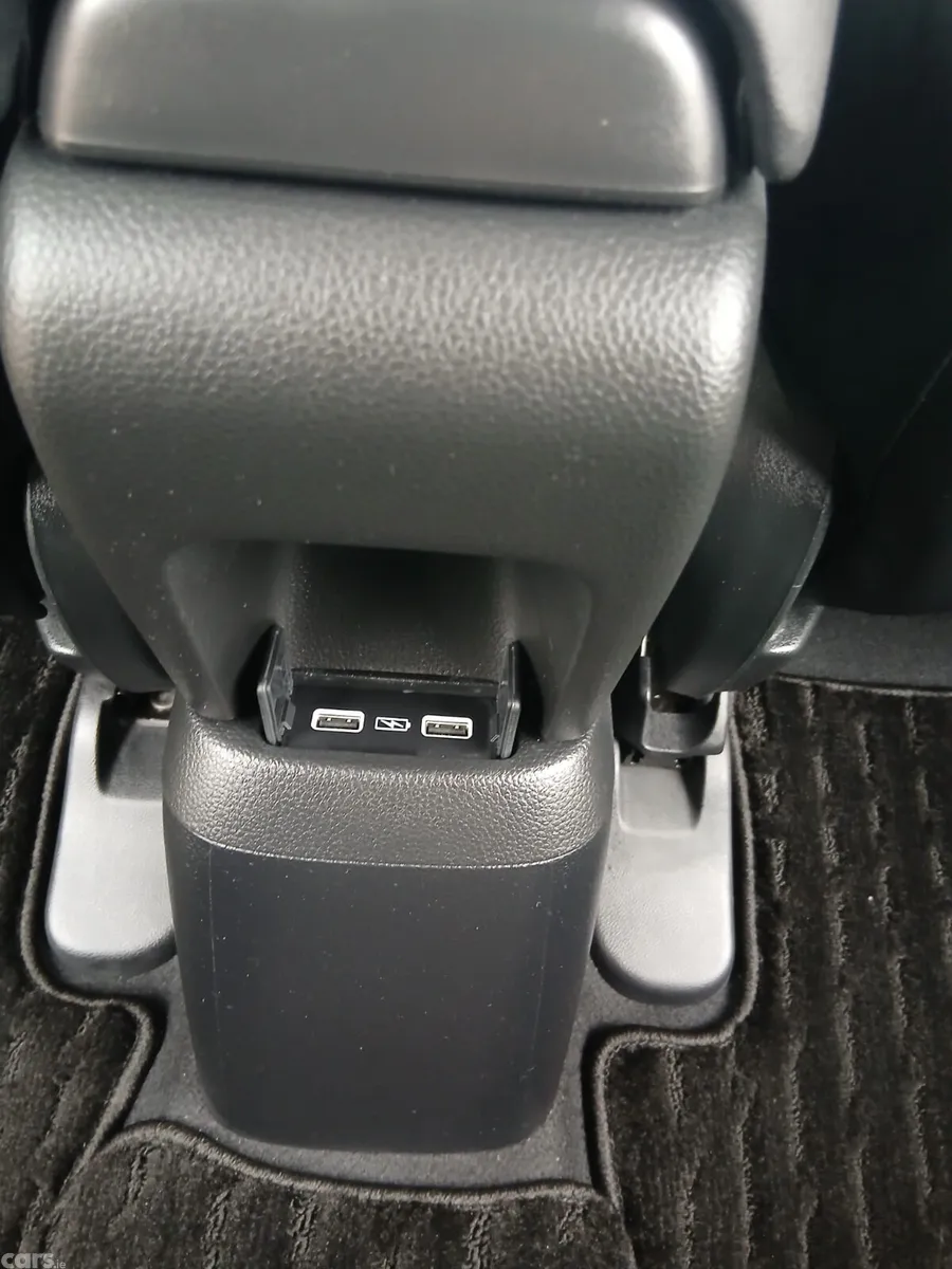 Honda Fit Hatchback, Petrol Hybrid, 2021, White