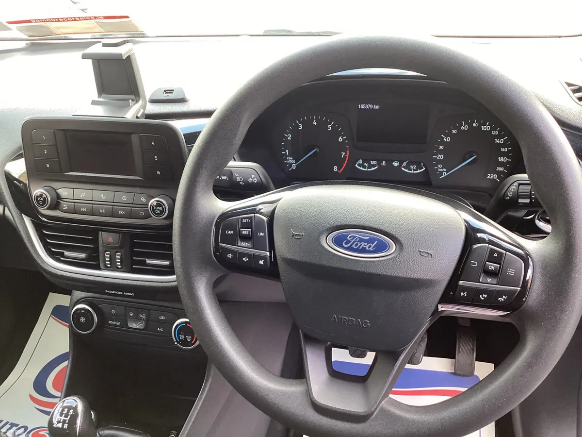 Ford Fiesta Hatchback, Petrol, 2018, Blue