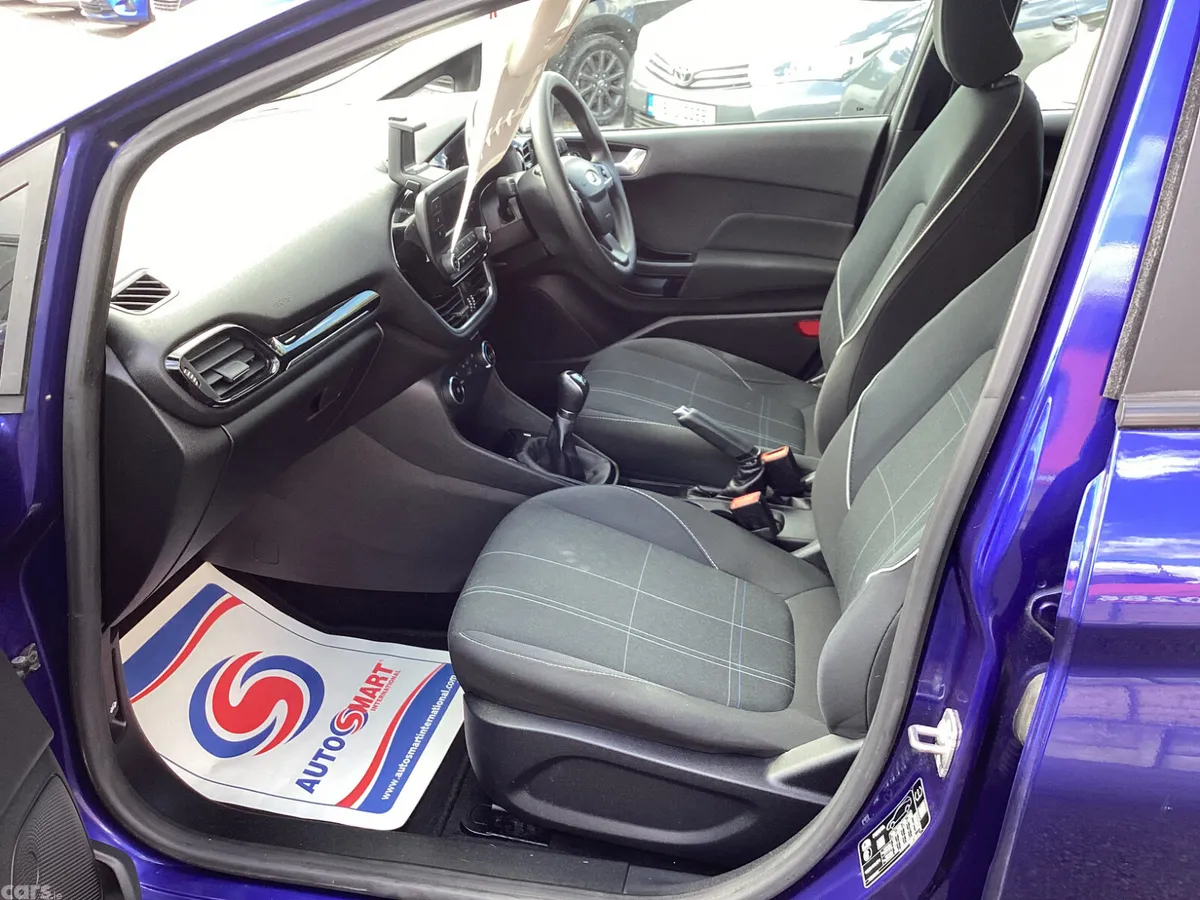 Ford Fiesta Hatchback, Petrol, 2018, Blue