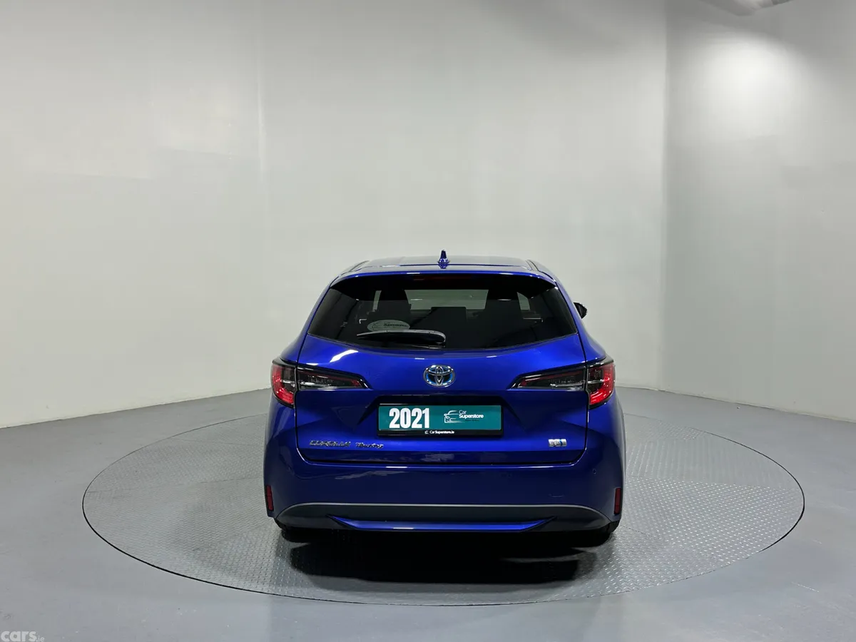 Toyota Corolla Estate, Petrol Hybrid, 2021, Blue