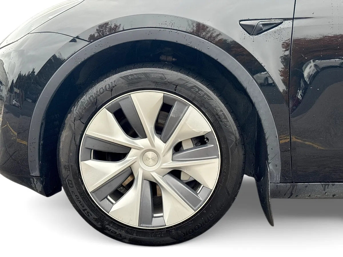 Tesla Model Y Hatchback, Electric, 2023, Black