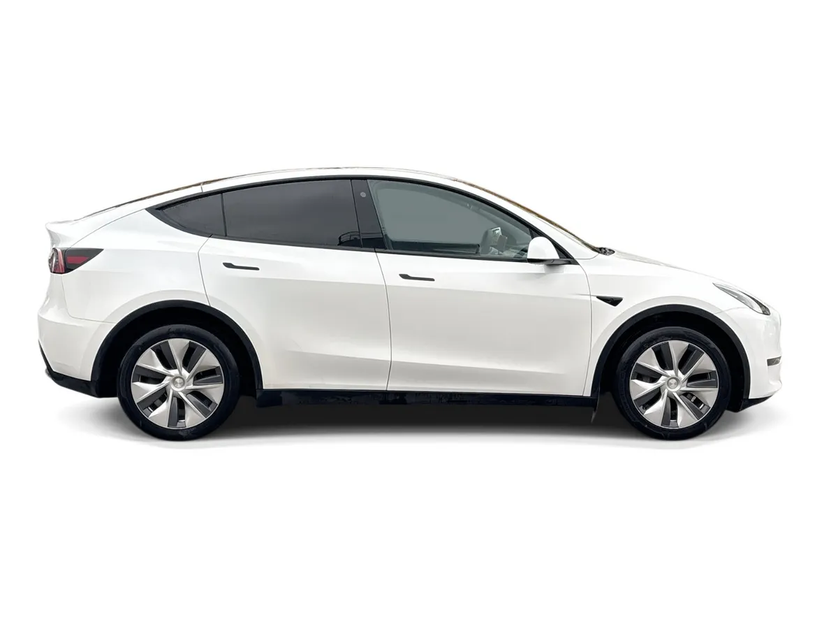 Tesla Model Y MPV, Electric, 2023, White