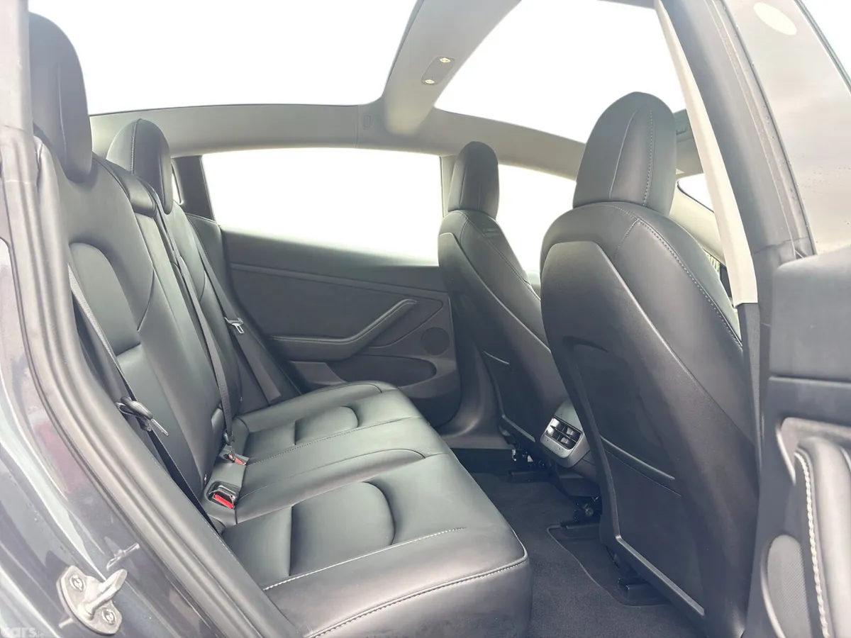 Tesla Model 3 Saloon, Electric, 2023, Grey