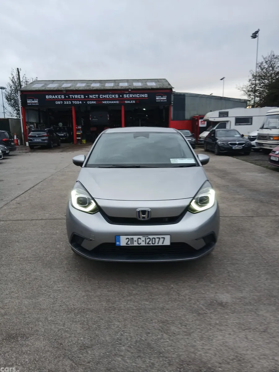 Honda Fit Hatchback, Petrol Hybrid, 2021, Silver