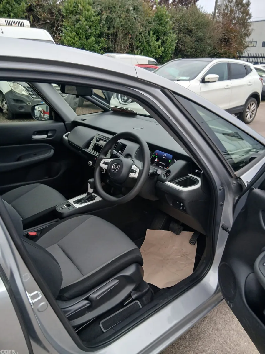 Honda Fit Hatchback, Petrol Hybrid, 2021, Silver