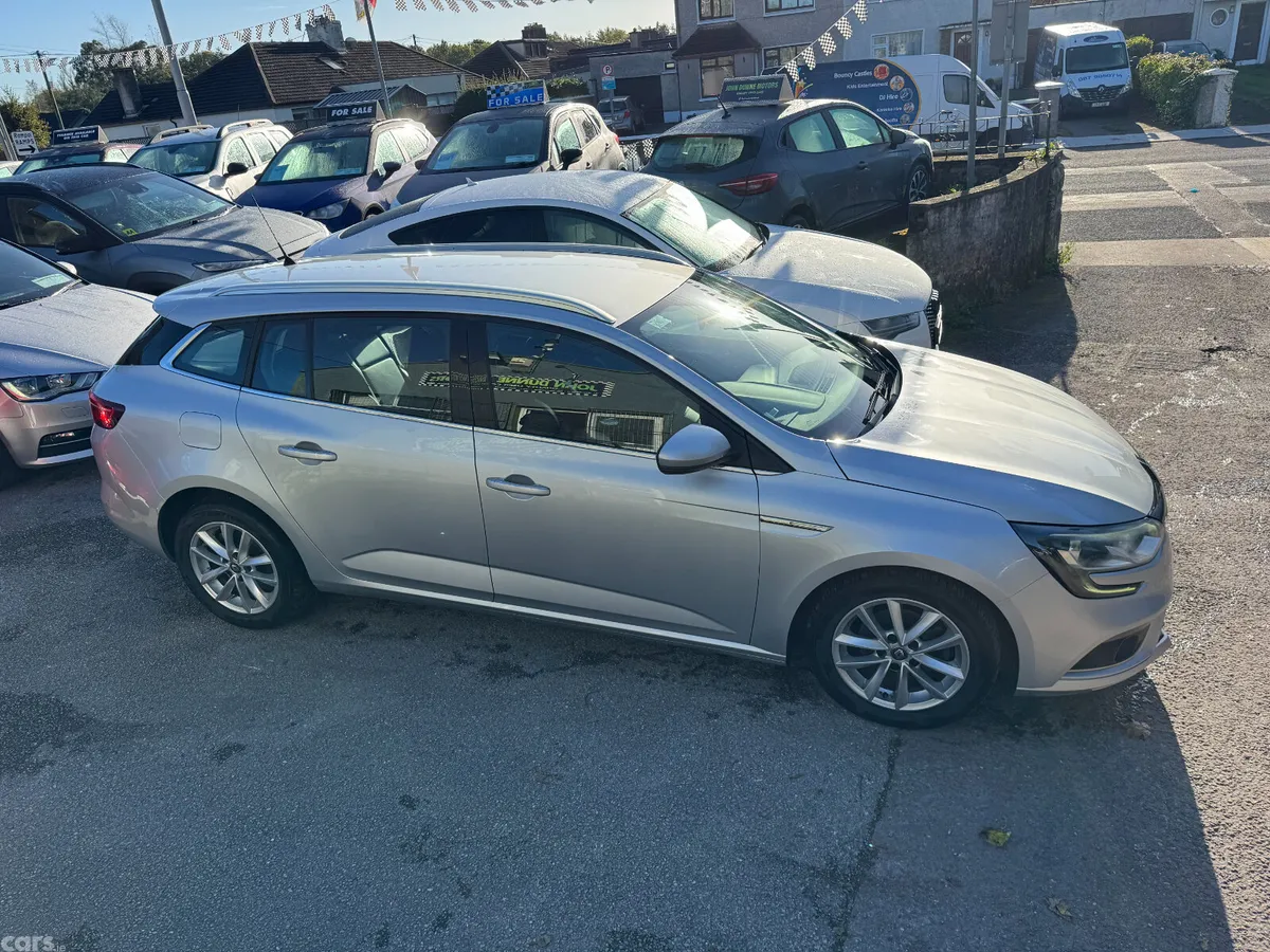 Renault Megane Estate, Diesel, 2018, Grey