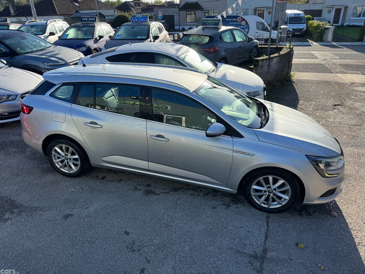 Renault Megane Estate, Diesel, 2018, Grey