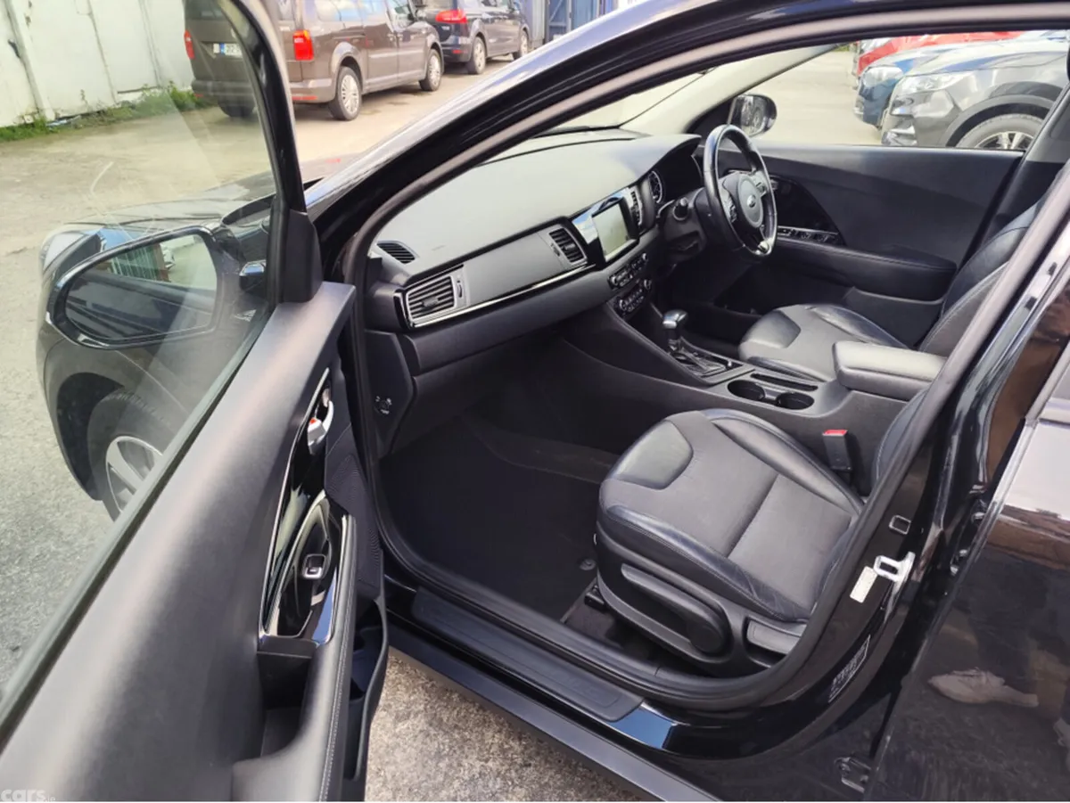 Kia Niro SUV, Petrol Hybrid, 2018, Black