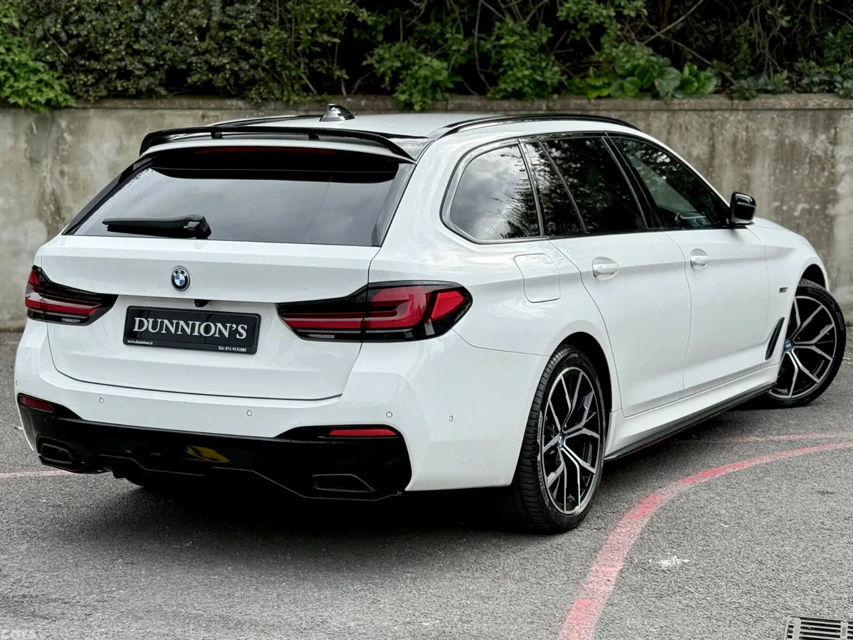 BMW 5-Series Estate, Petrol Hybrid, 2023, White