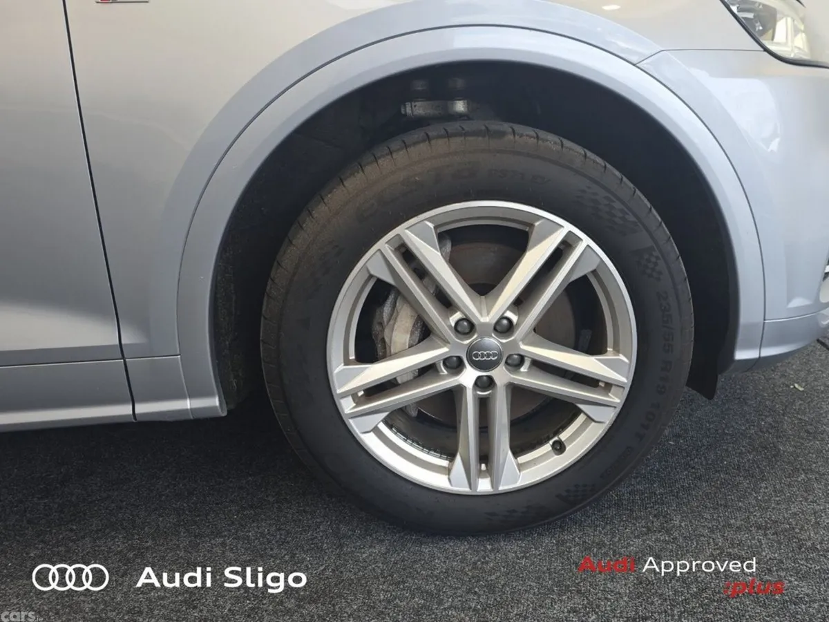 Audi Q5 SUV, Petrol Plug-in Hybrid, 2021, Silver