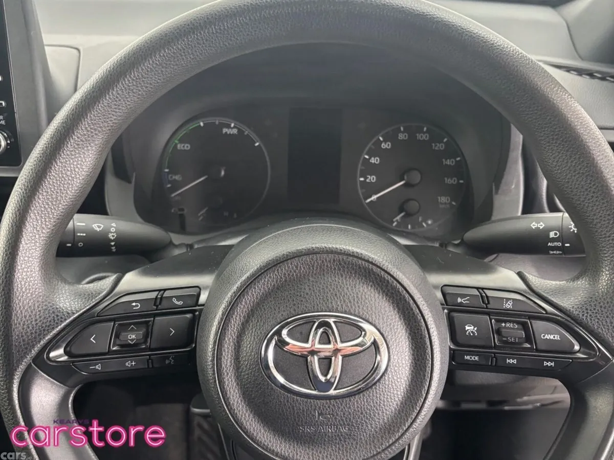 Toyota Yaris Hatchback, Petrol Hybrid, 2021, Brown