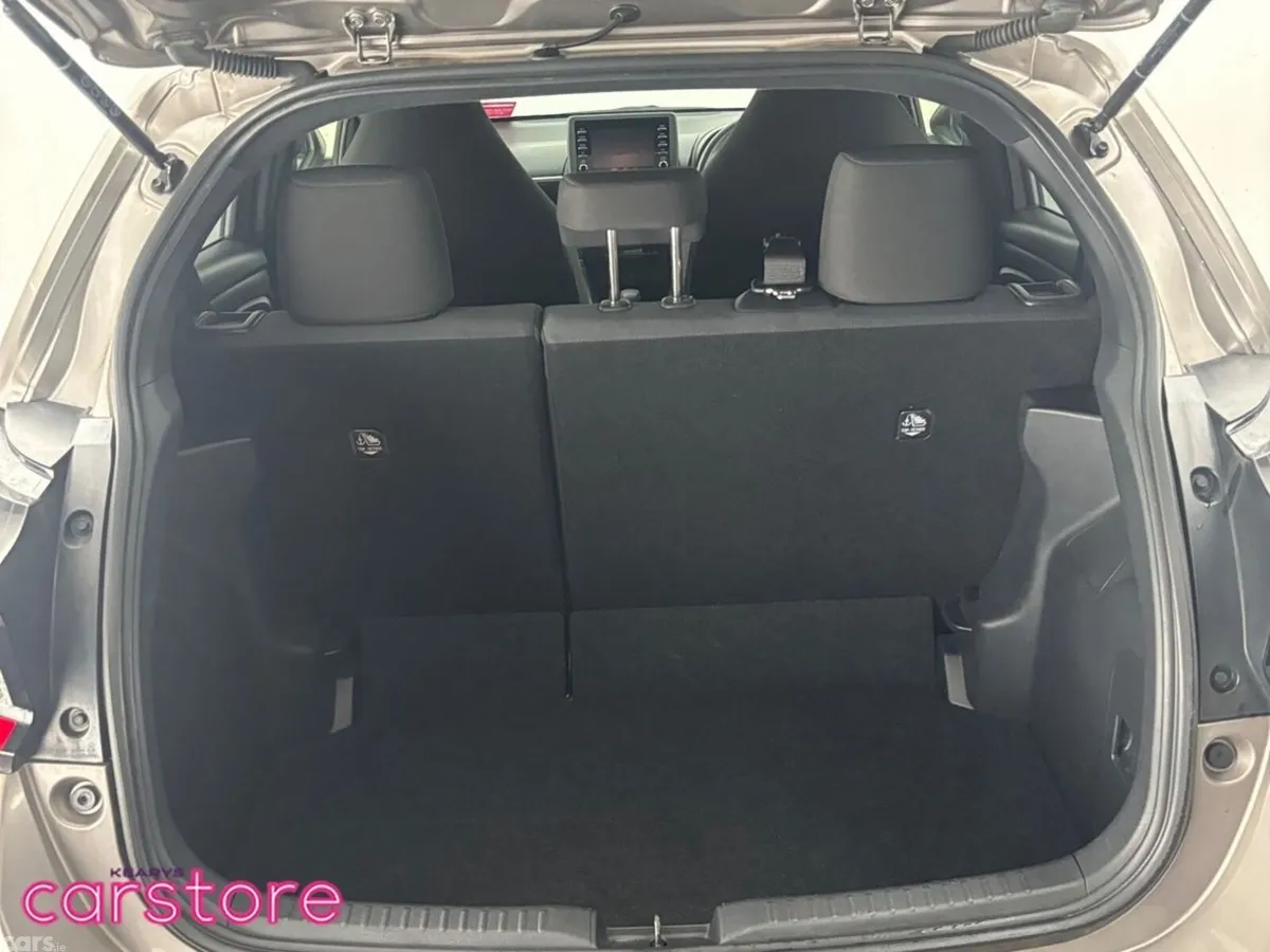 Toyota Yaris Hatchback, Petrol Hybrid, 2021, Brown