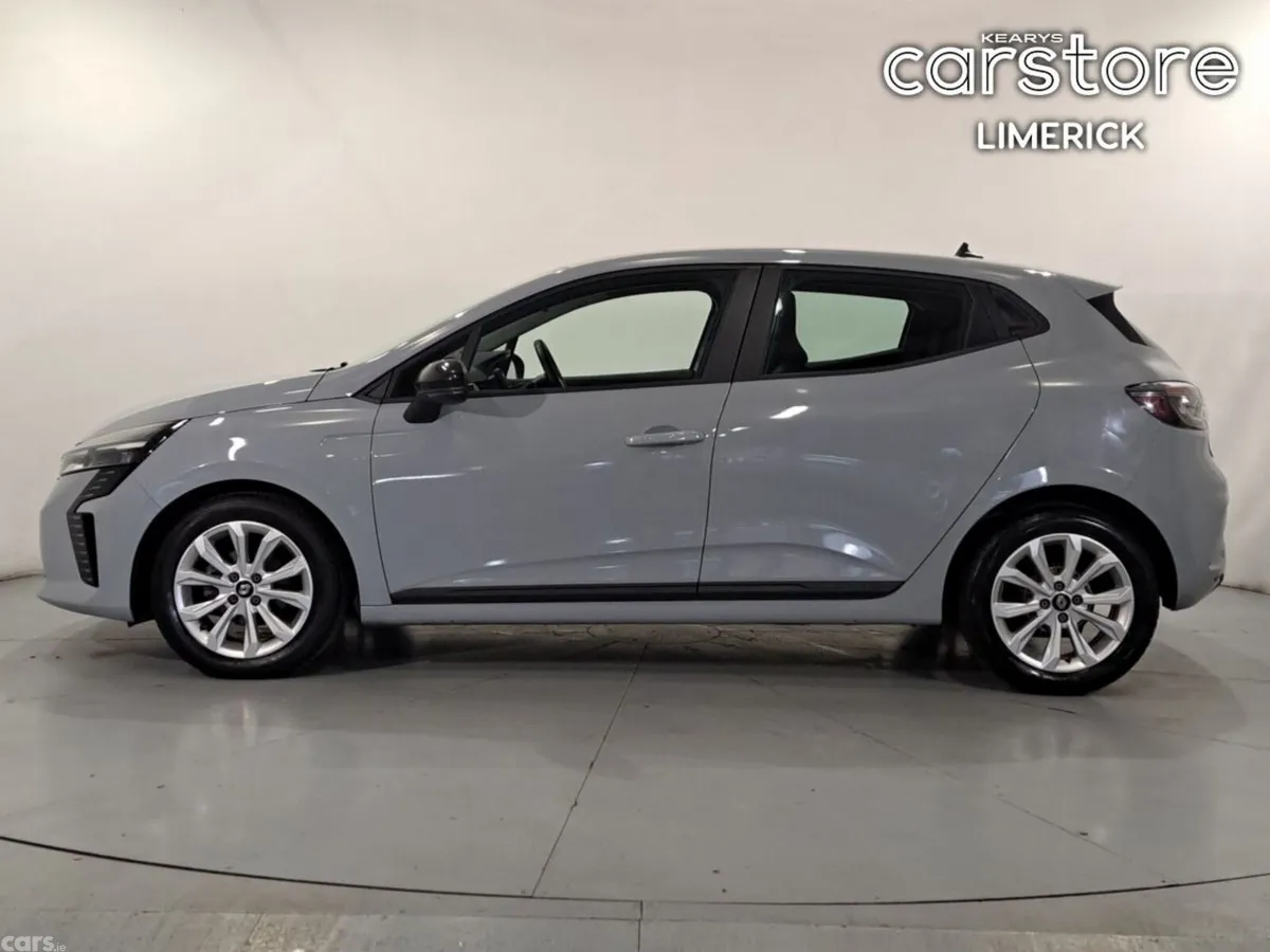 Renault Clio Hatchback, Petrol, 2024, Grey