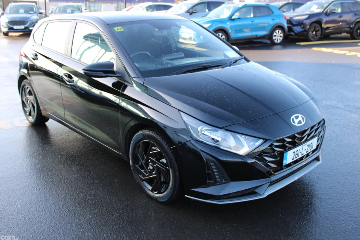 Hyundai i20 Hatchback, Petrol, 2026, Black