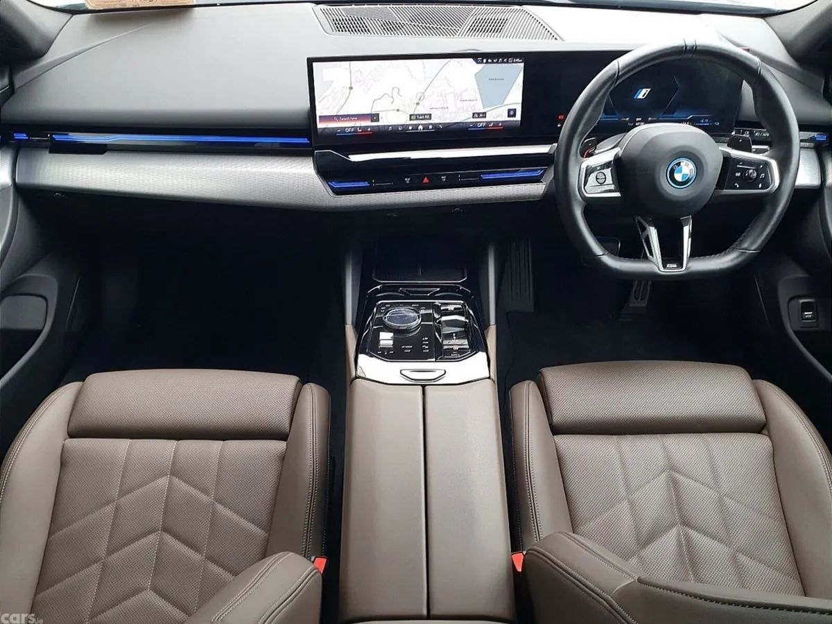 BMW 5-Series Saloon, Petrol Plug-in Hybrid, 2024, Green