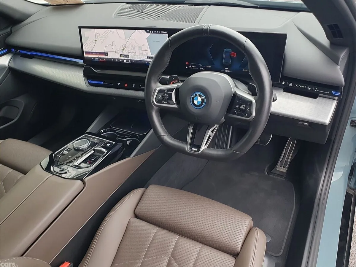BMW 5-Series Saloon, Petrol Plug-in Hybrid, 2024, Green