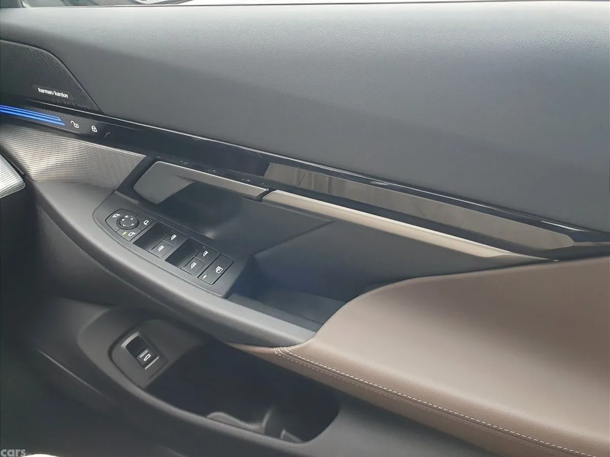 BMW 5-Series Saloon, Petrol Plug-in Hybrid, 2024, Green