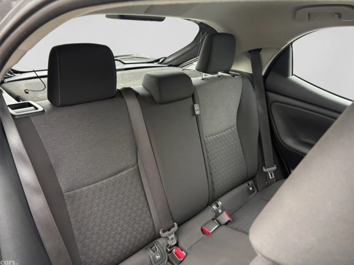Toyota Yaris Hatchback, Petrol Hybrid, 2024, Grey