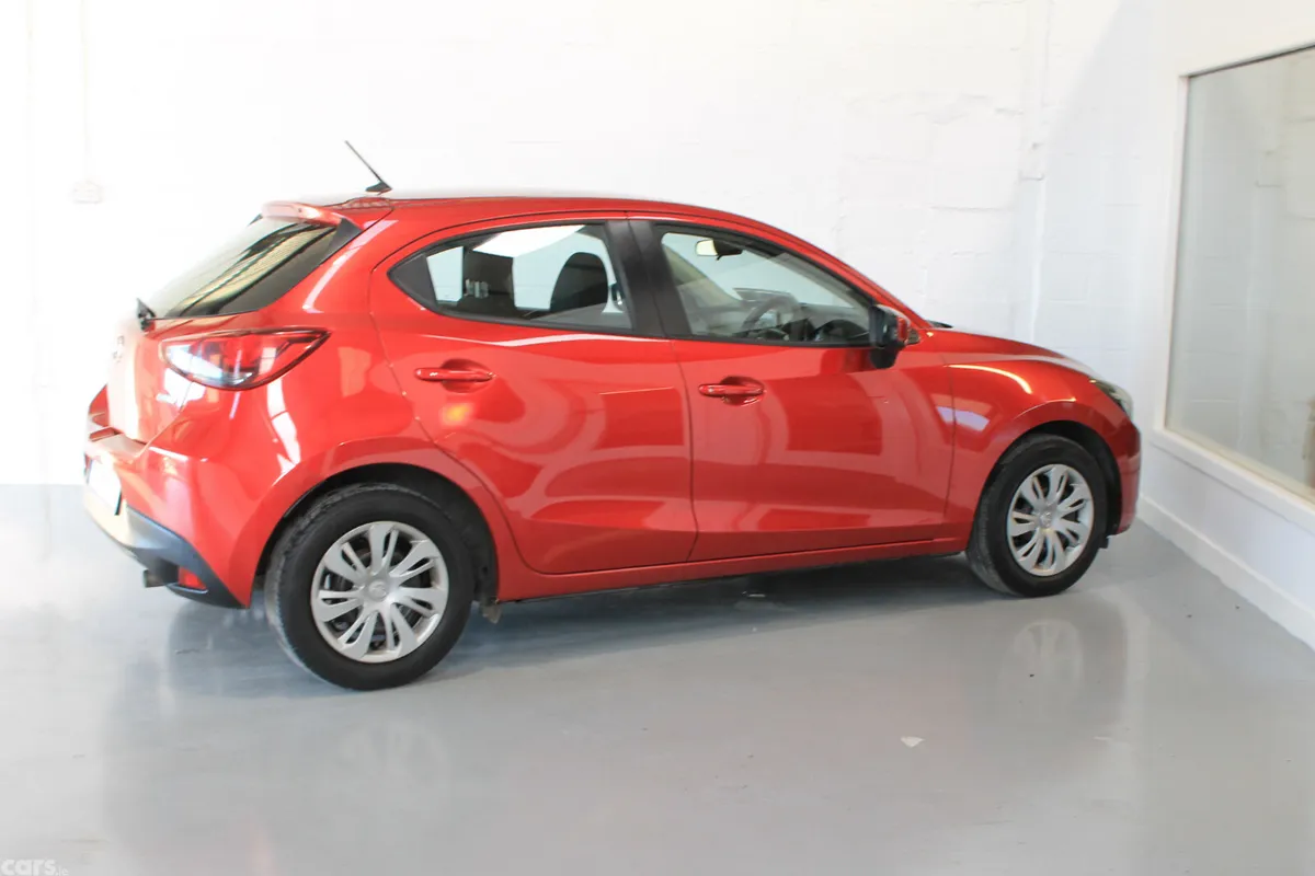 Mazda Mazda2 Hatchback, Petrol, 2016, Red