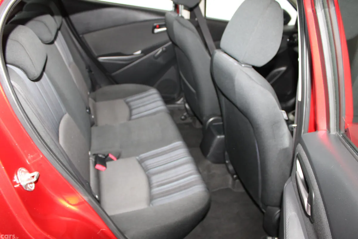 Mazda Mazda2 Hatchback, Petrol, 2016, Red