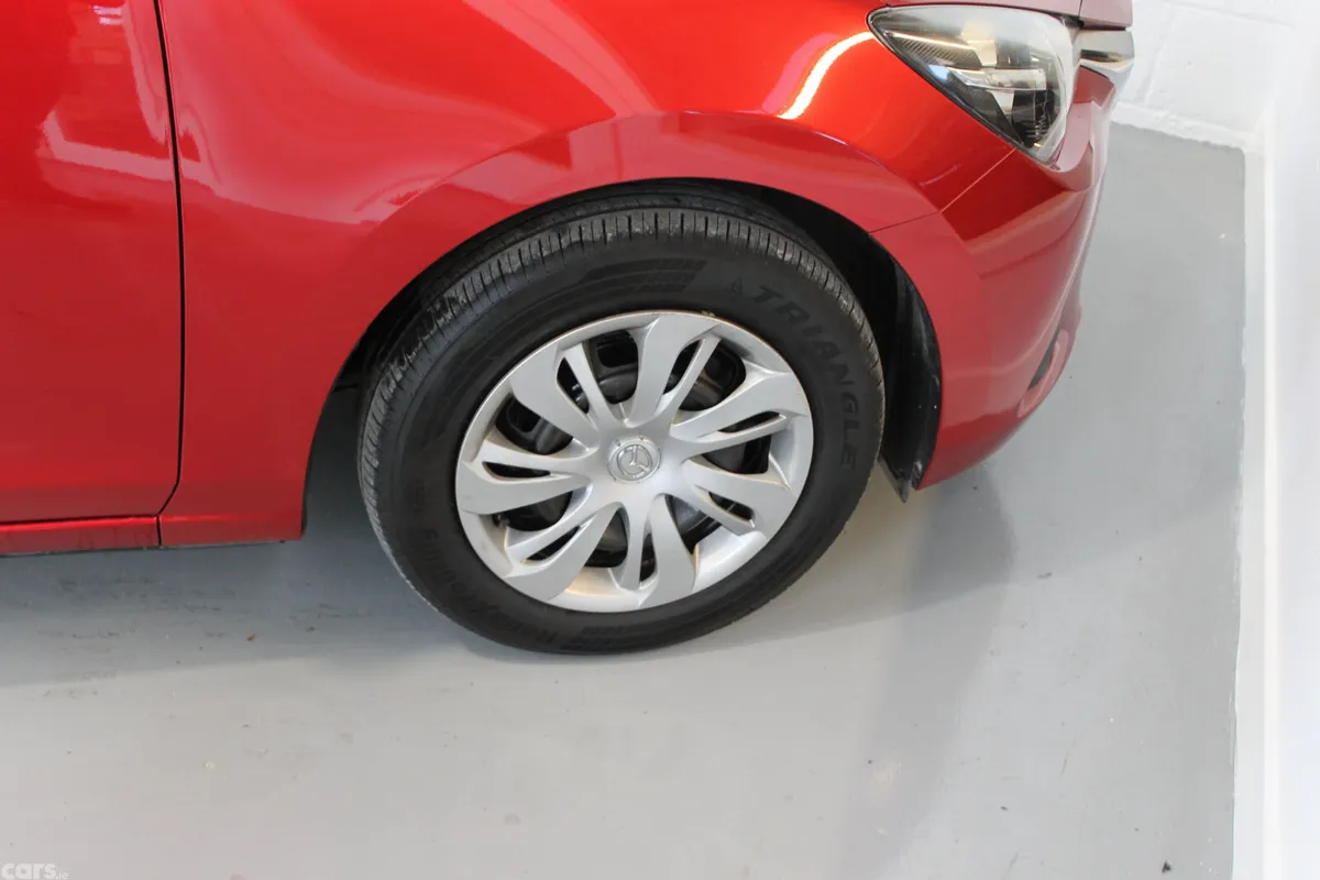 Mazda Mazda2 Hatchback, Petrol, 2016, Red