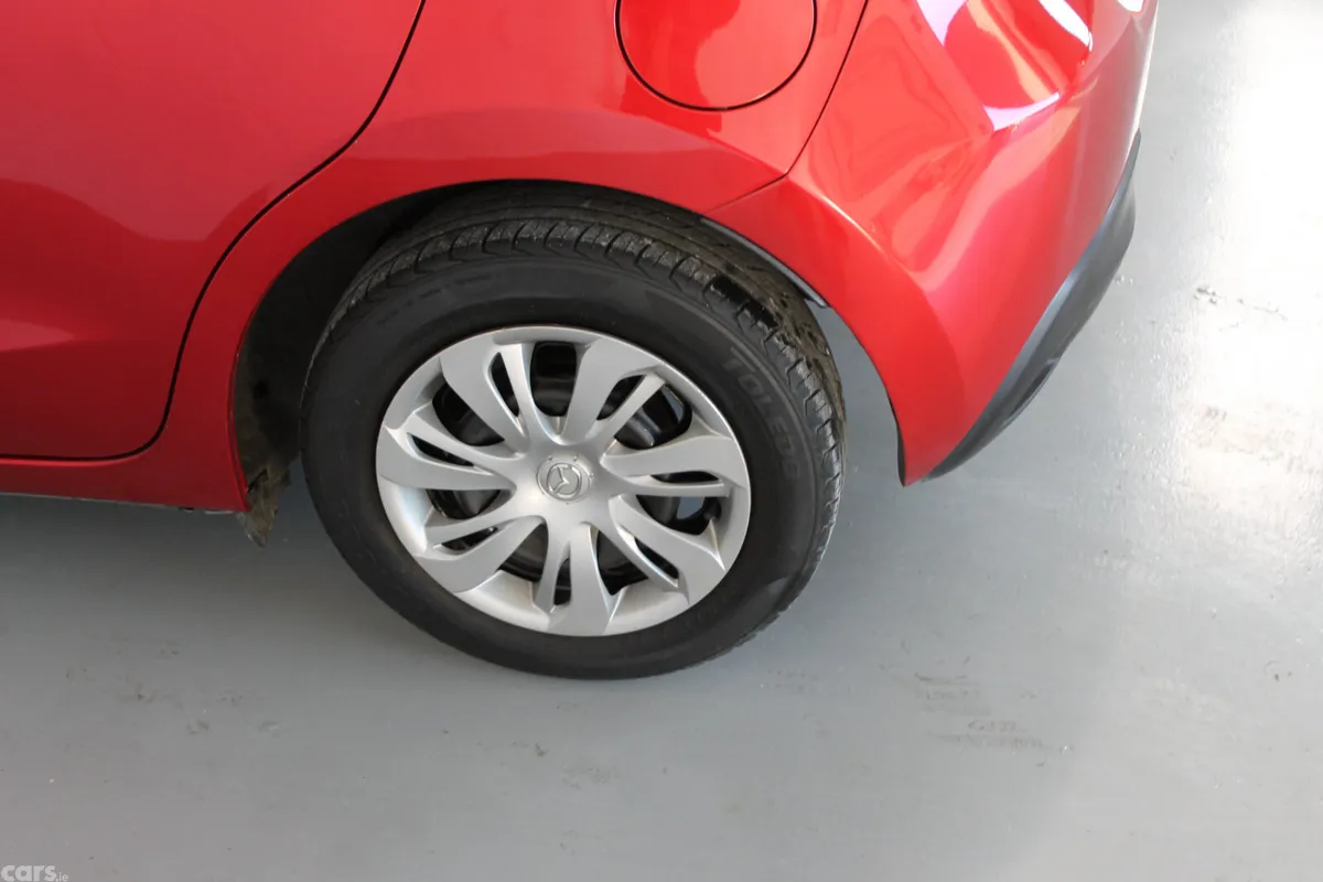 Mazda Mazda2 Hatchback, Petrol, 2016, Red