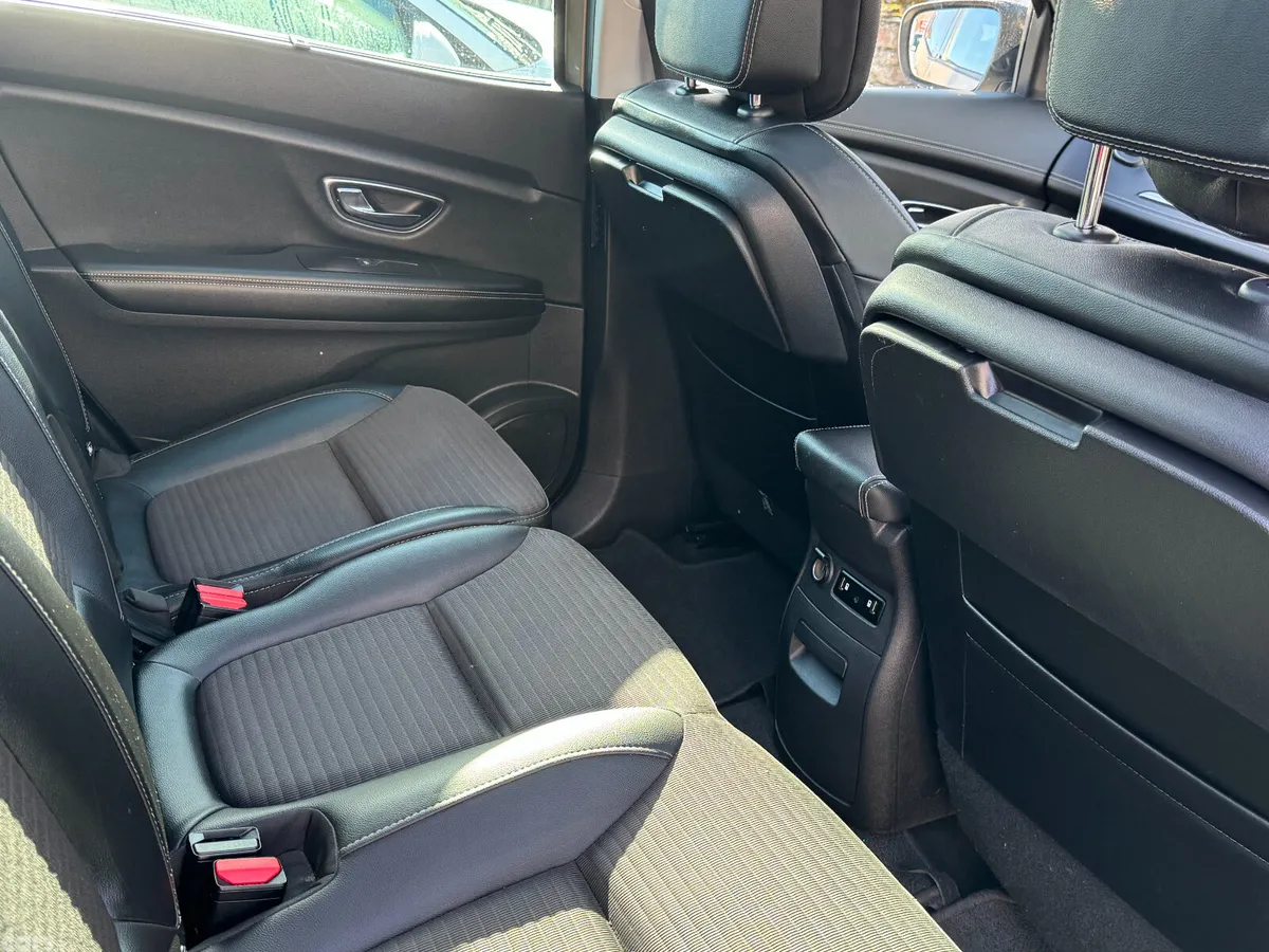 Renault Grand Scenic MPV, Diesel, 2017, Brown