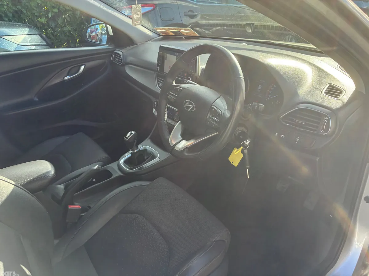 Hyundai i30 Hatchback, Diesel, 2017, Grey