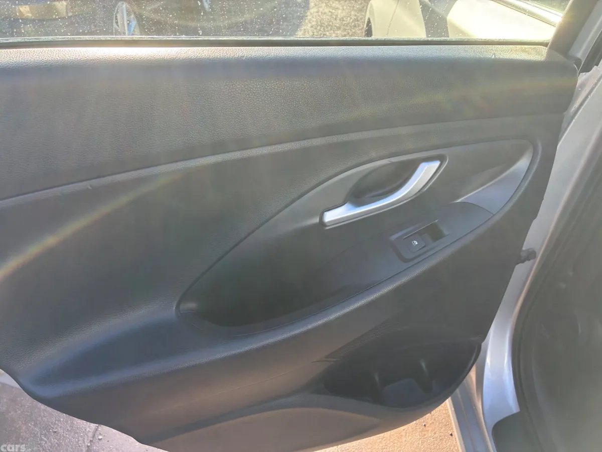 Hyundai i30 Hatchback, Diesel, 2017, Grey