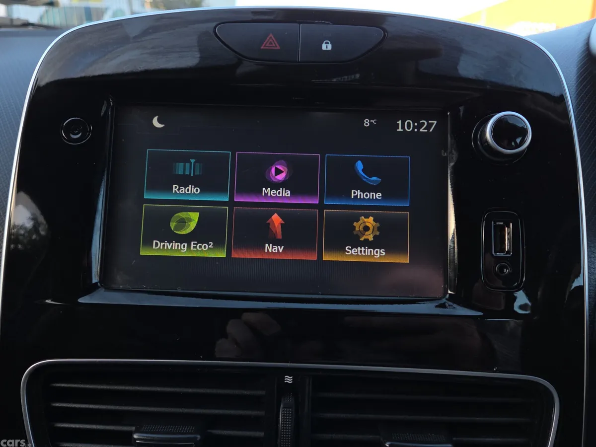 Renault Clio Hatchback, Petrol, 2018, Blue