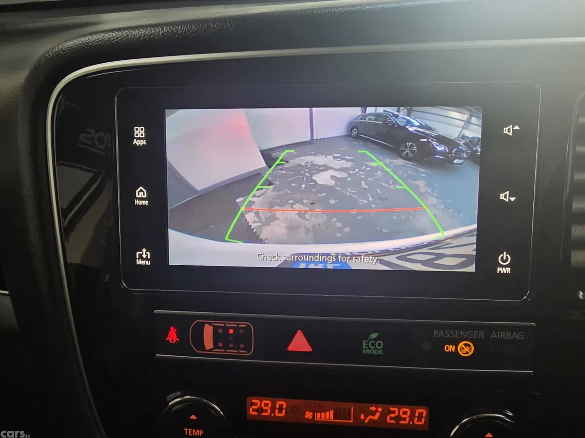 Mitsubishi Outlander SUV, Petrol Plug-in Hybrid, 2018, White