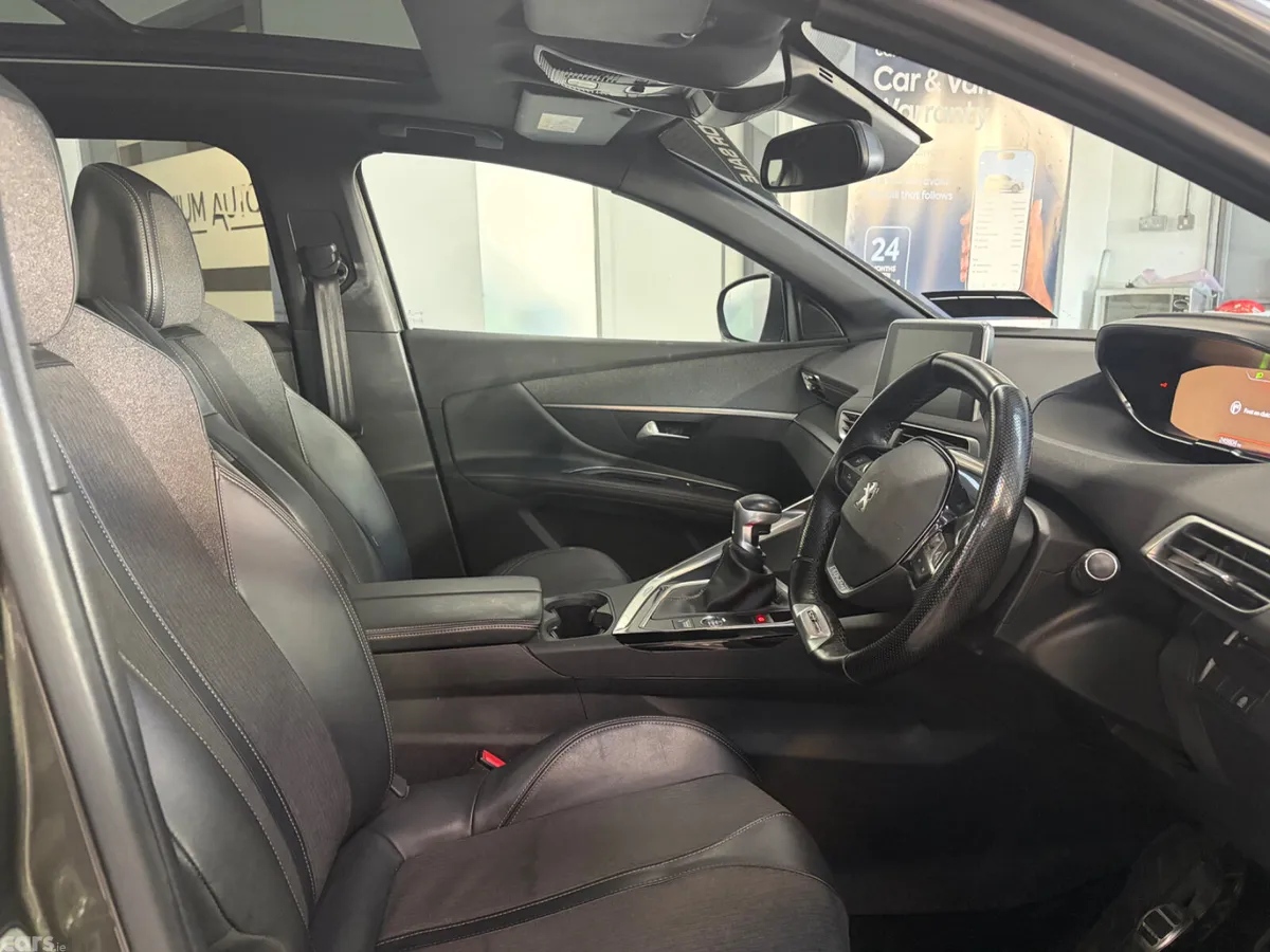 Peugeot 5008 MPV, Diesel, 2020, Grey